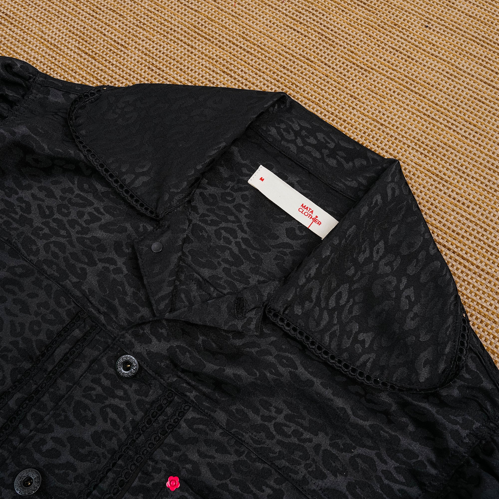 Emiria Jacket Leopard Black II - MATA CLOTHiER