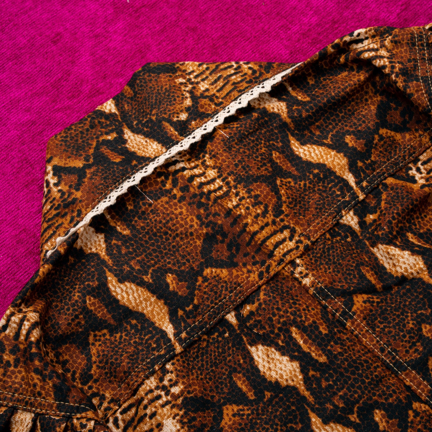 Emiria Jacket Serpent Brown - MATA CLOTHiER