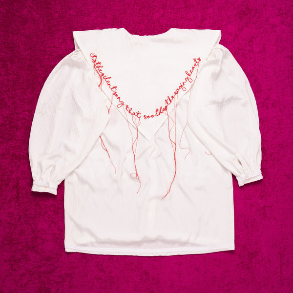 Sang Dewi Blouse Be Kind