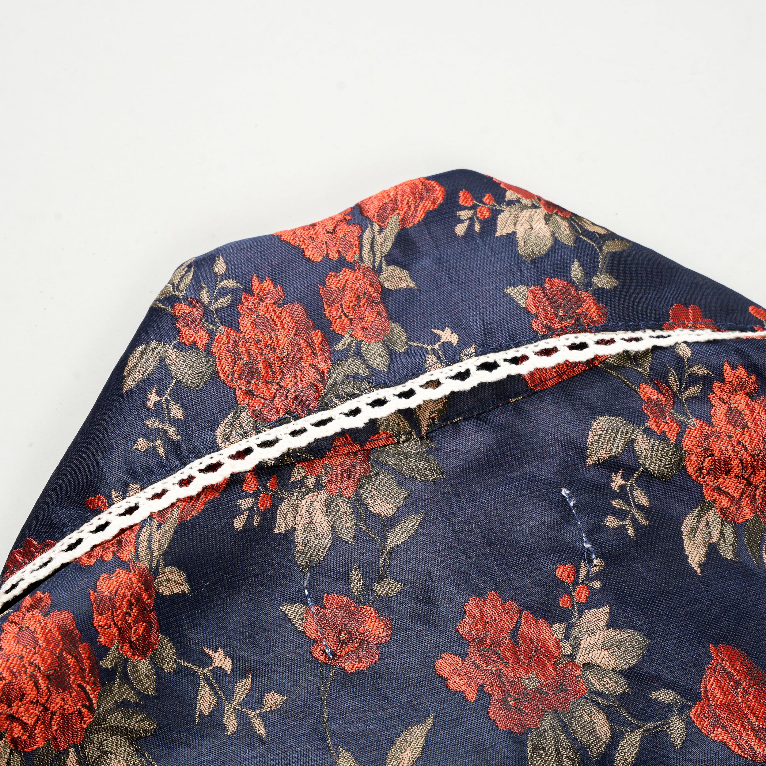 Emiria Jacket Scarlet Tudor