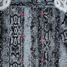 Load image into Gallery viewer, Emiria Exta Jacket Serpent II - MATA CLOTHiER
