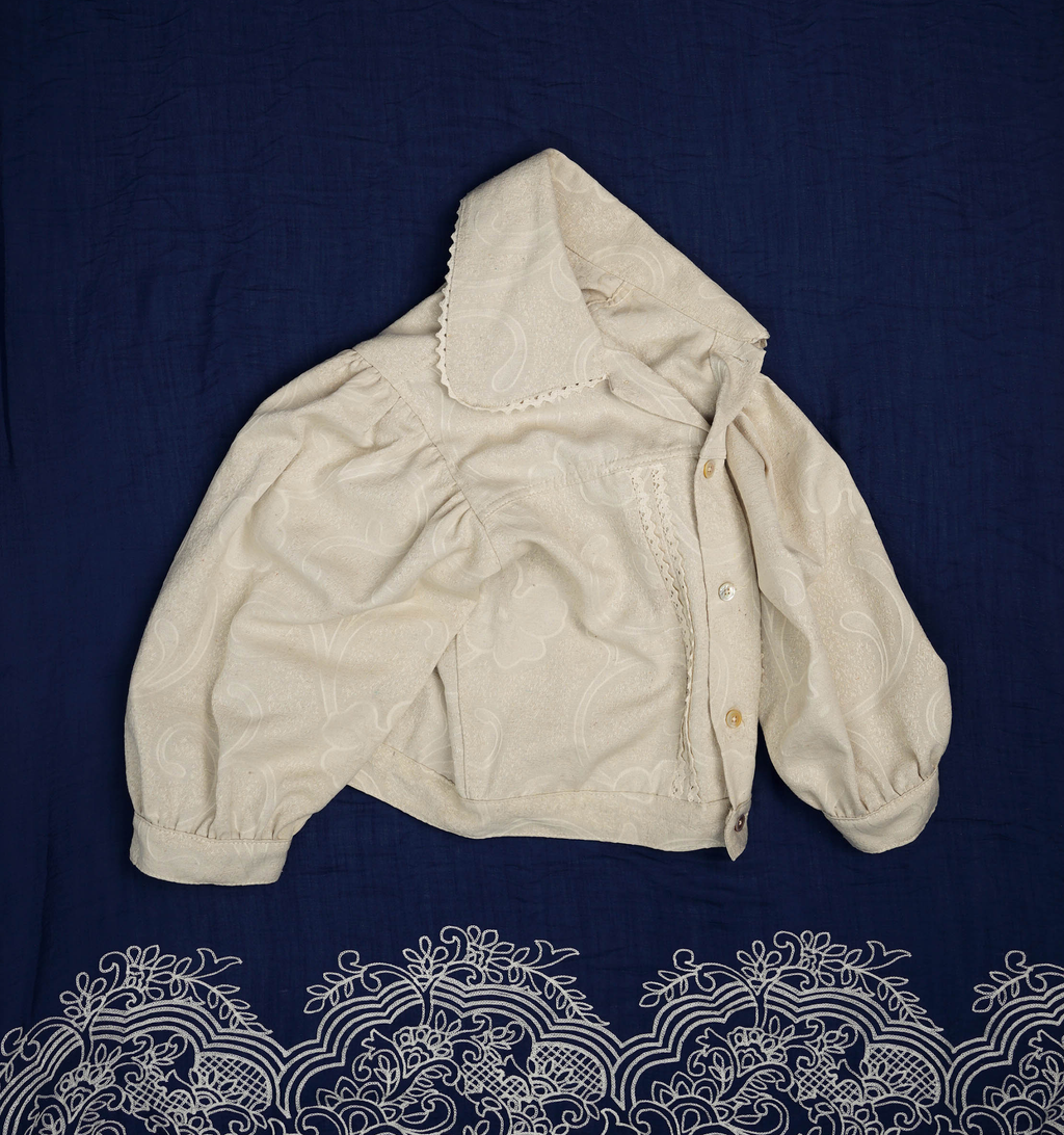 Emiria Jacket Floral Ivory - MATA CLOTHiER