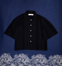 Load image into Gallery viewer, Guaya Blouse Lace Black - MATA CLOTHiER

