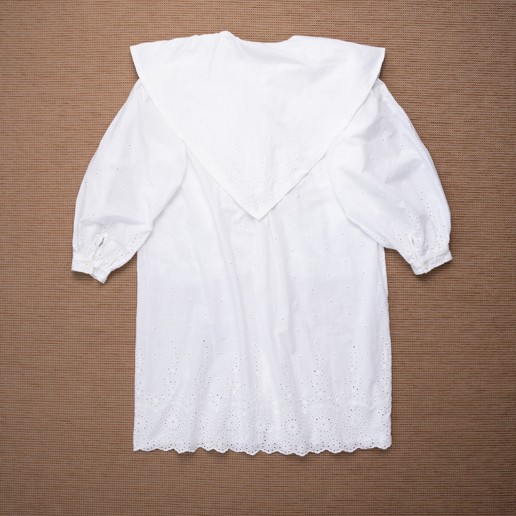 Sang Dewi Blouse White Eyelet - MATA CLOTHiER