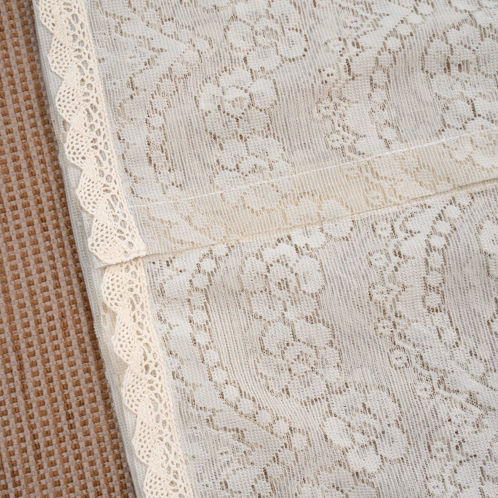 Sang Dewi Blouse Sunflora Lace - MATA CLOTHiER