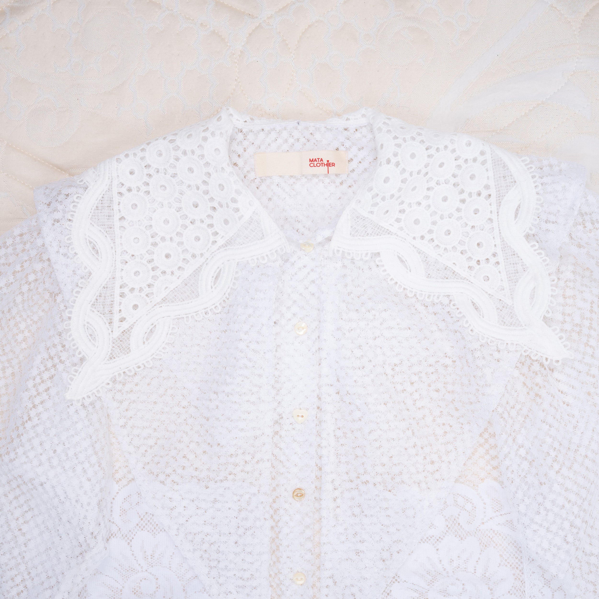 Sang Dewi Blouse Pixel - MATA RAYA