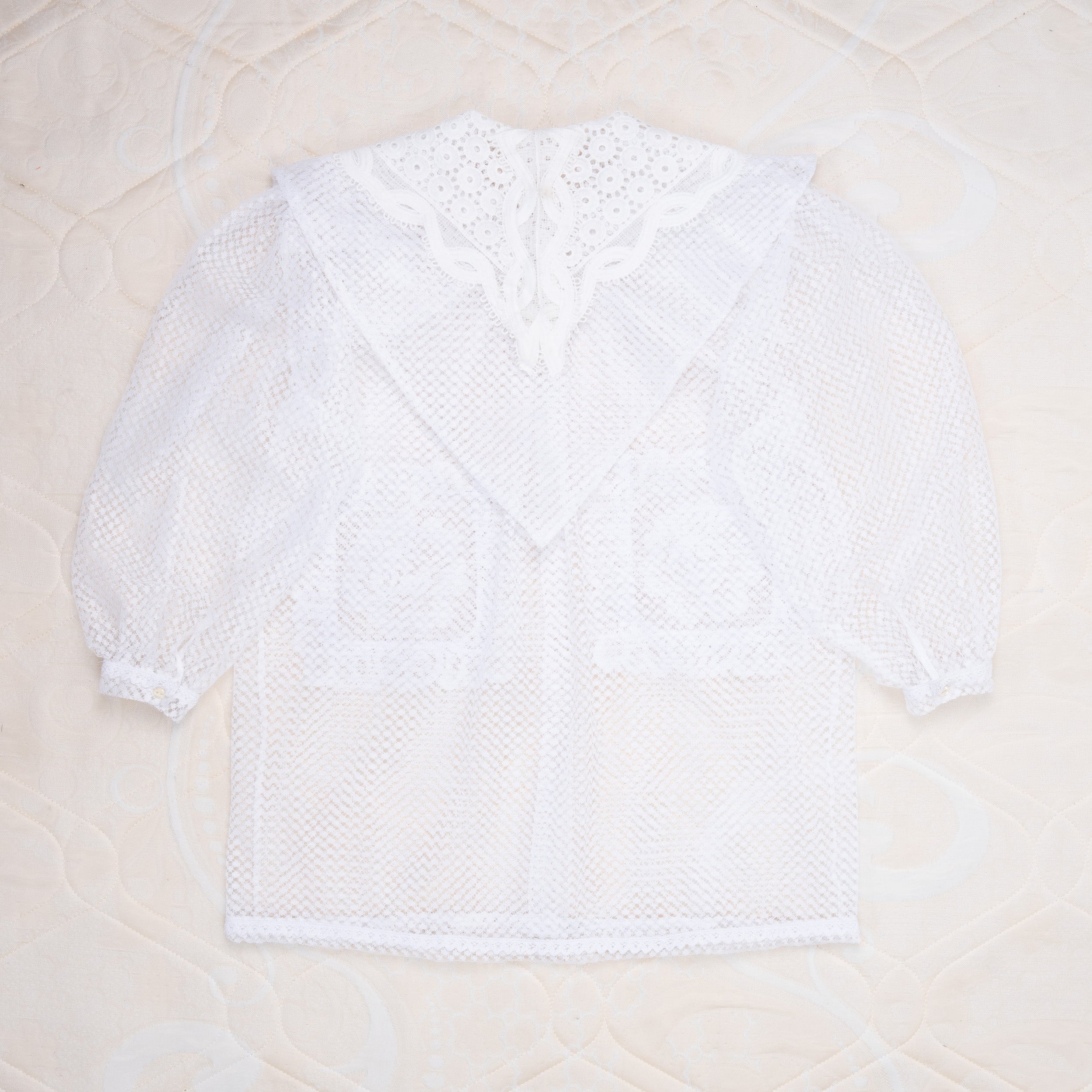 Sang Dewi Blouse Pixel - MATA RAYA