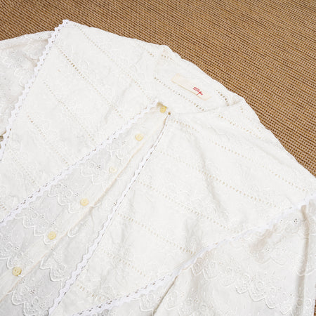 Mahadaya Blouse Embroidery White - MATA CLOTHiER