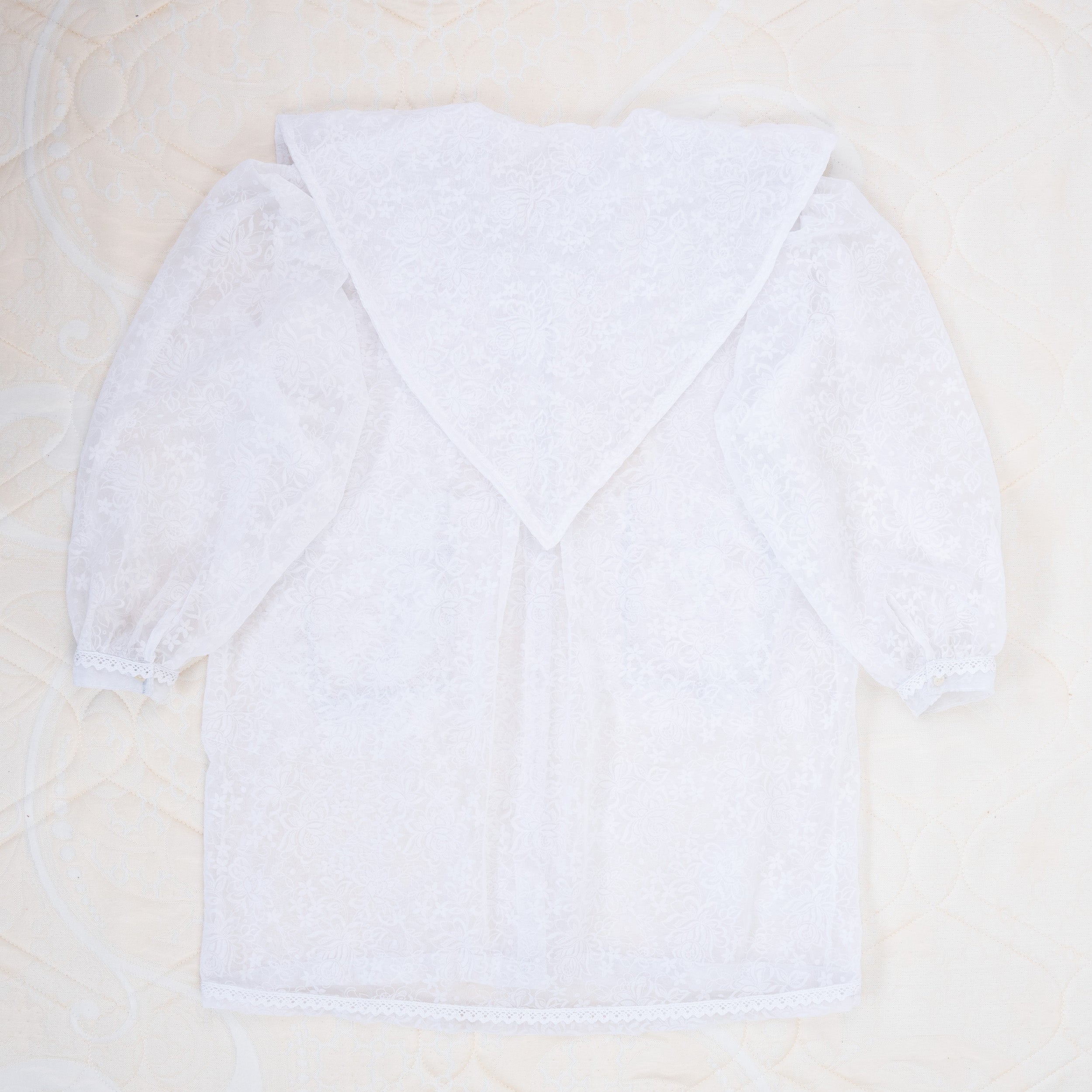 Sang Dewi Blouse Kloud - MATA RAYA