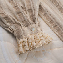 Load image into Gallery viewer, Sang Dewi Blouse Extra Nami - MATA RAYA

