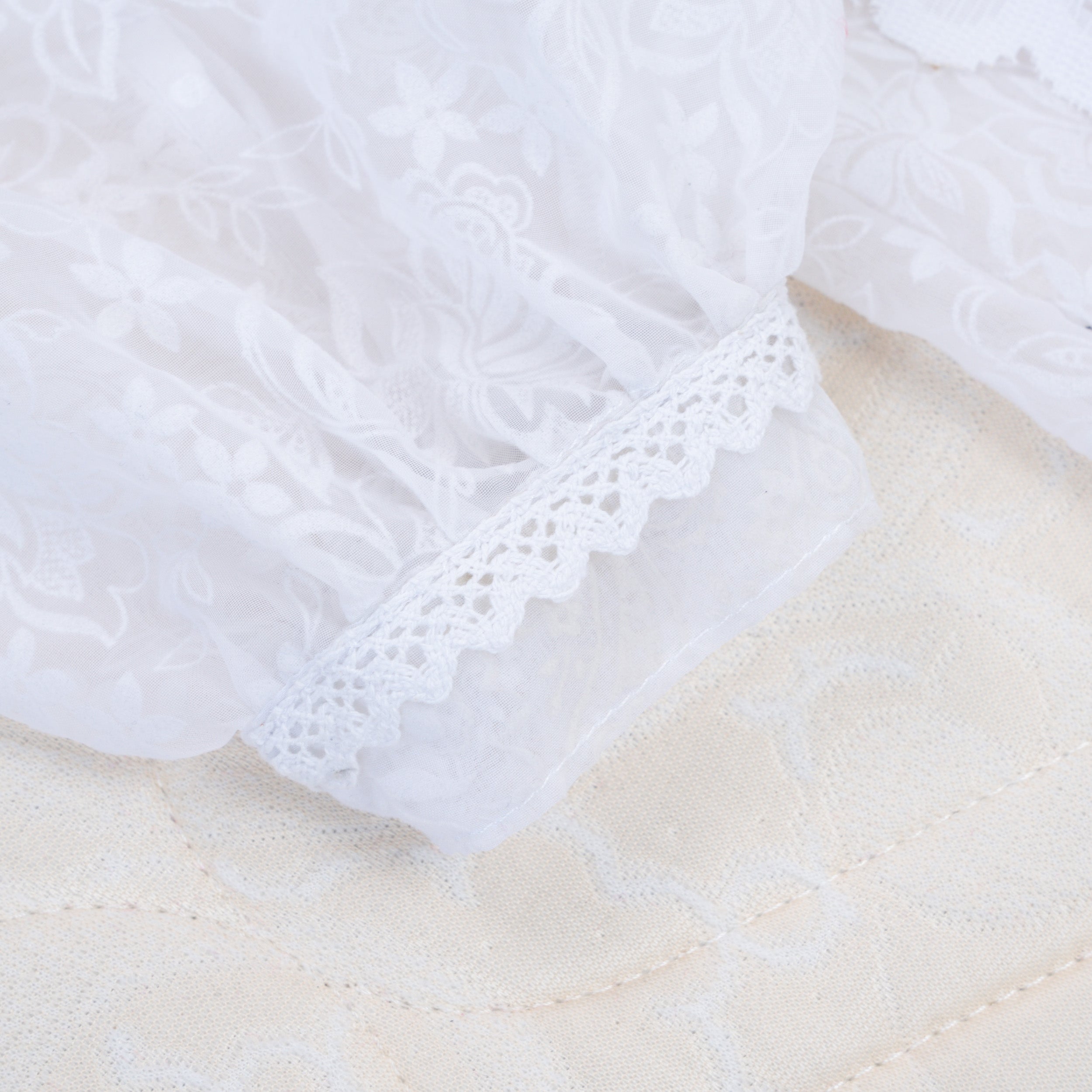 Sang Dewi Blouse Kloud - MATA RAYA