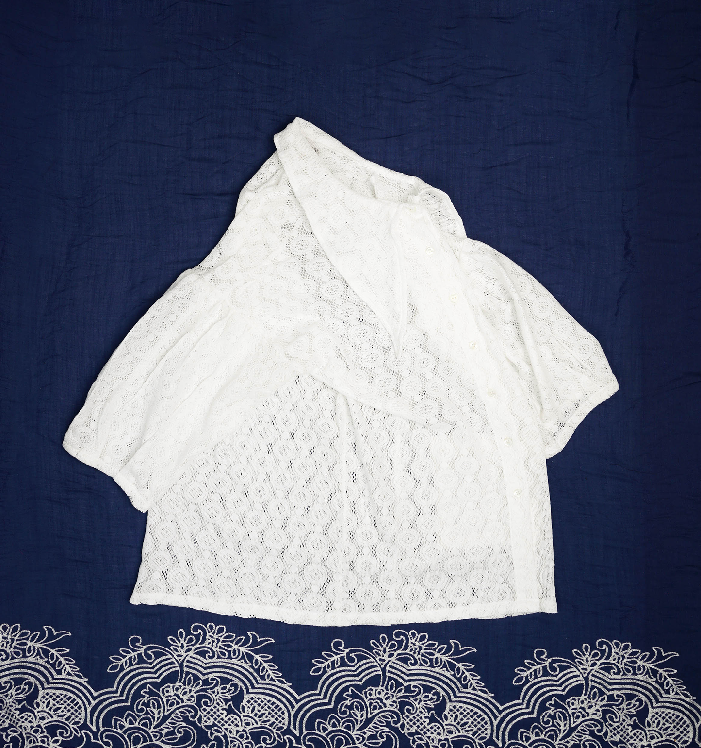 Middy Blouse Oriental Lace White - MATA CLOTHiER