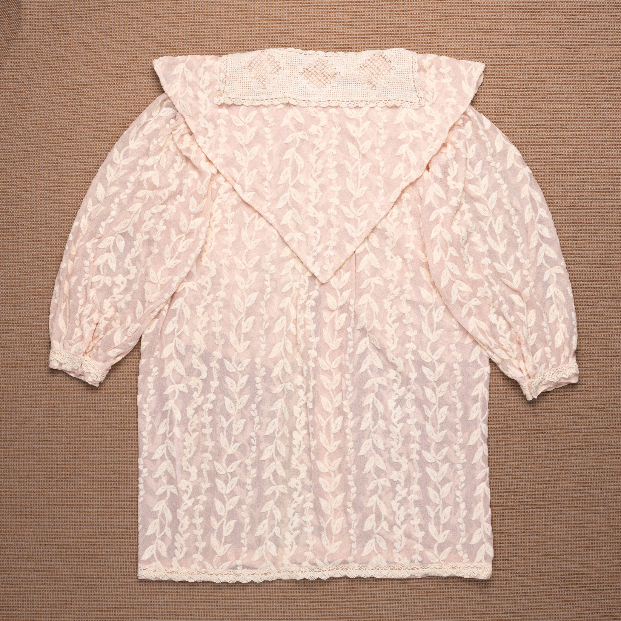 Sang Dewi Blouse Jiggly - MATA CLOTHiER