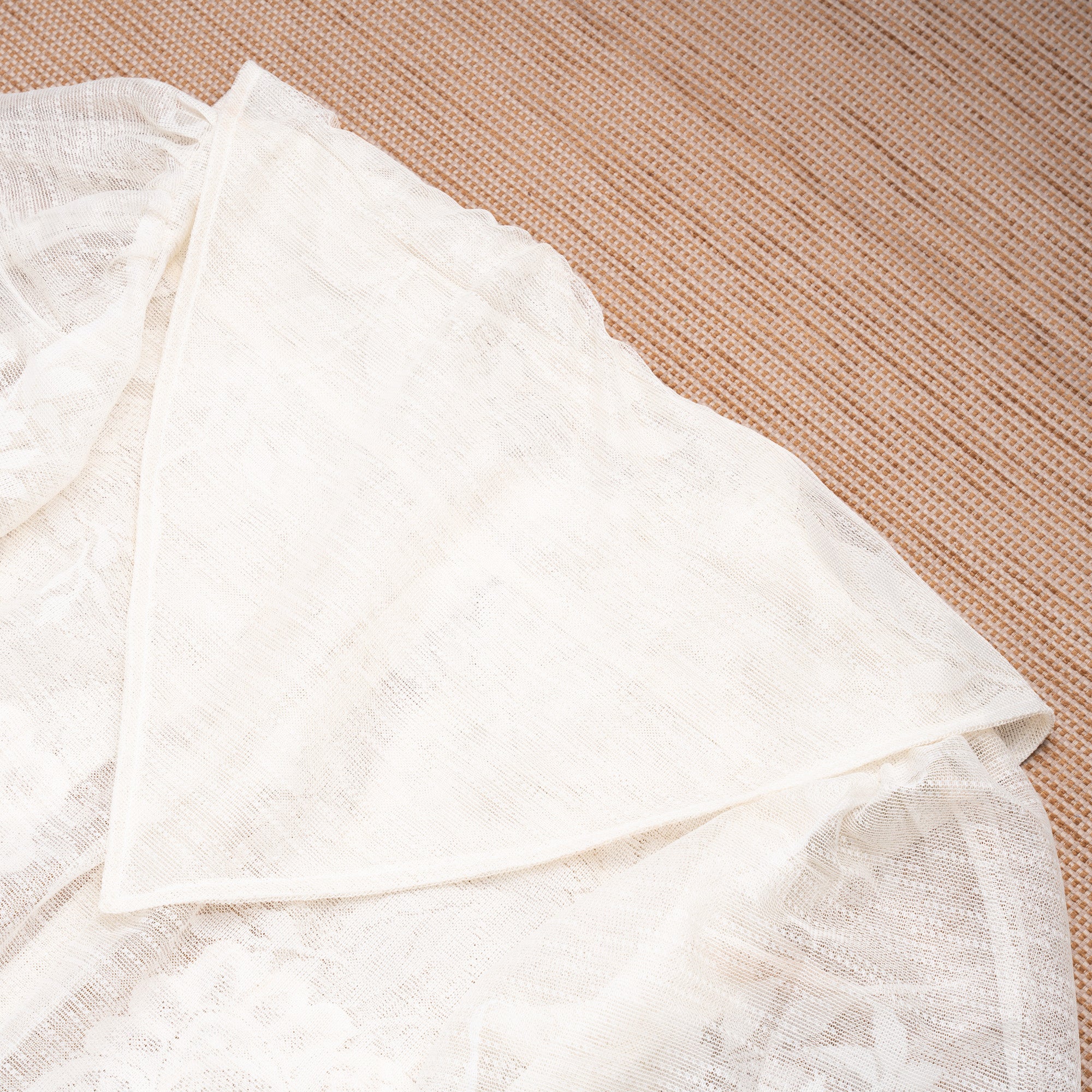 Sang Dewi Blouse Lace Hibiscus - MATA CLOTHiER