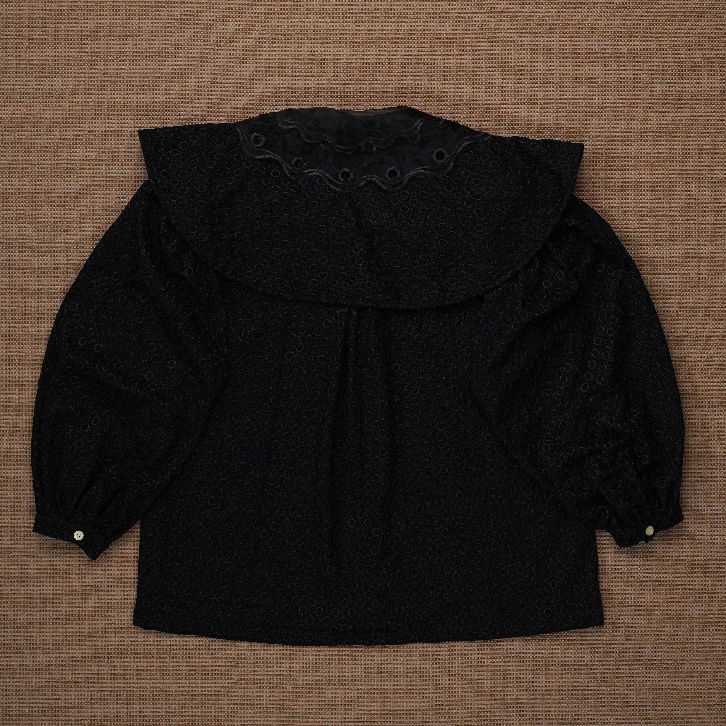 Mahadaya Extra Blouse Seedling Black - MATA CLOTHiER