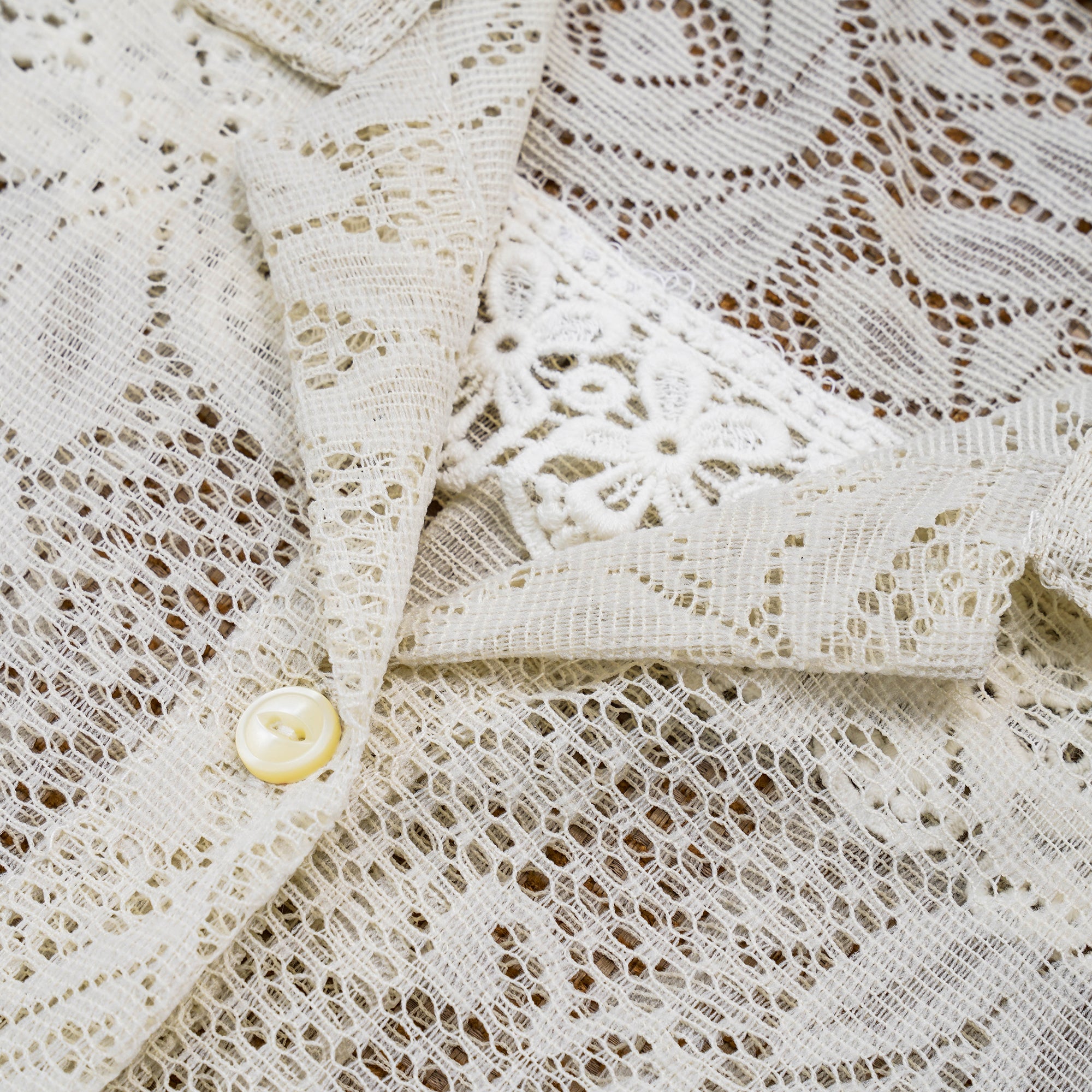 Guaya Blouse Arabaesque Lace Ivory - MATA CLOTHiER