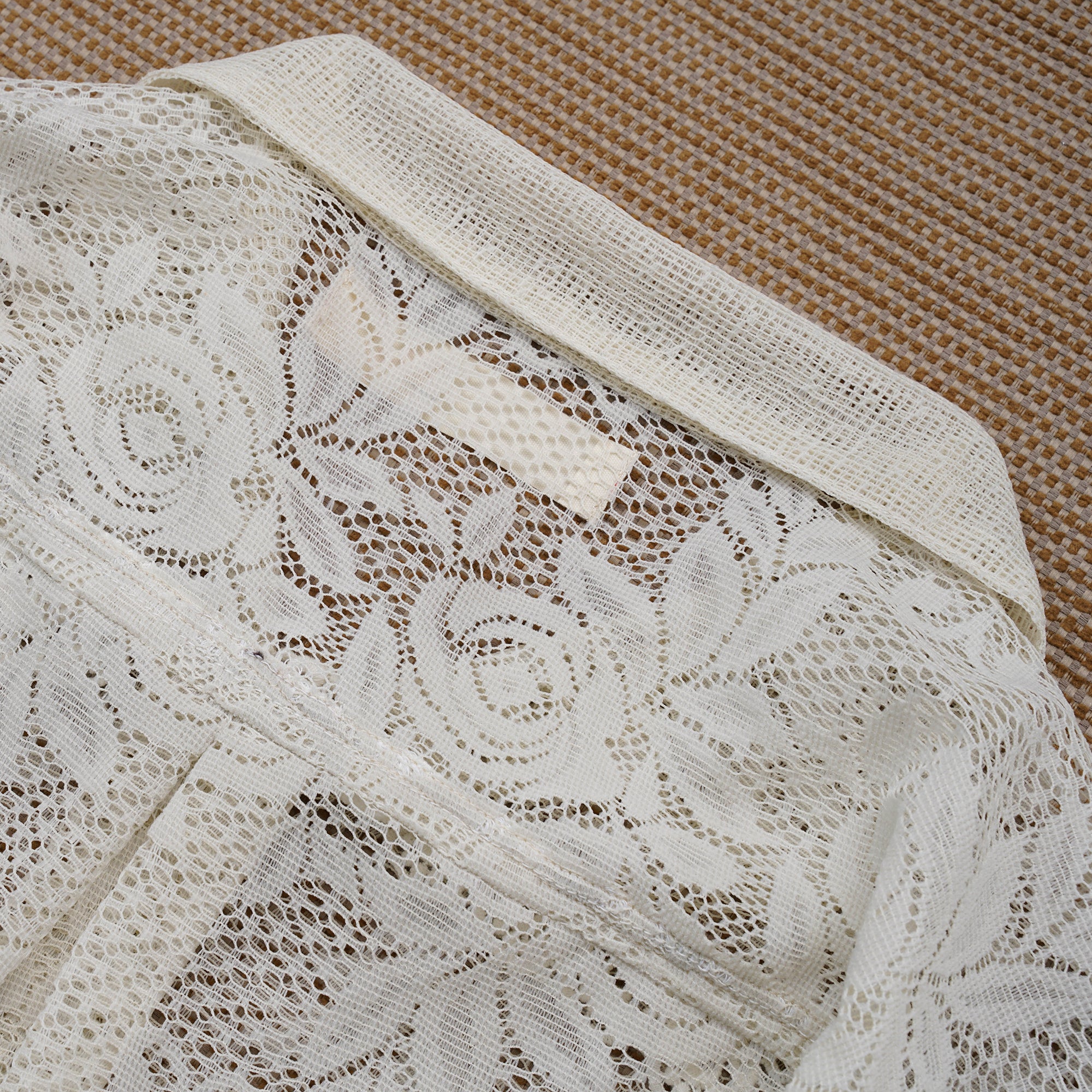 Guaya Blouse Arabaesque Lace Ivory - MATA CLOTHiER
