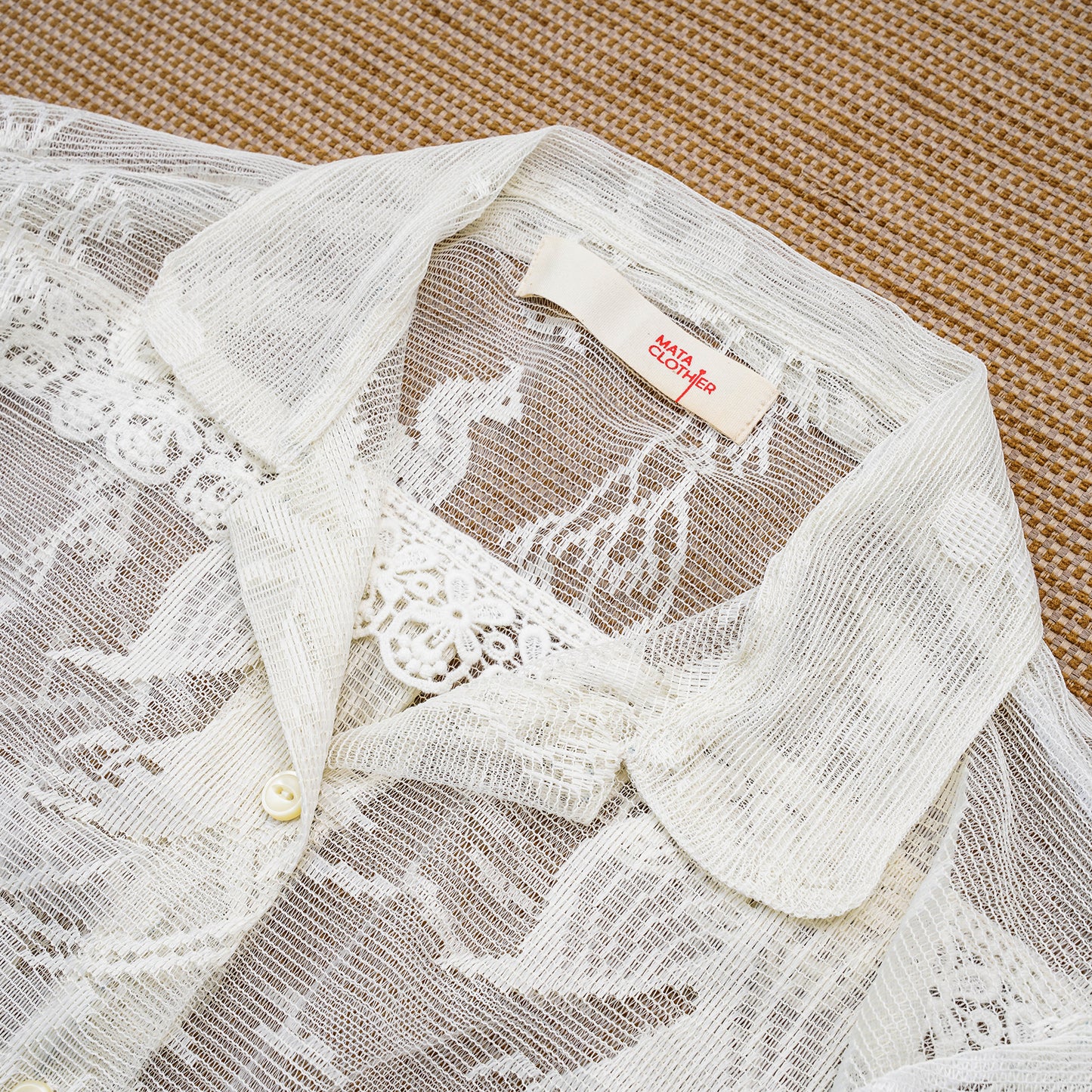 Guaya Blouse Biota Lace Off White - MATA CLOTHiER