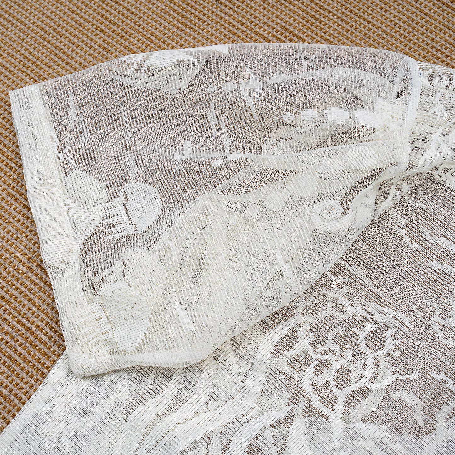 Guaya Blouse Biota Lace Off White - MATA CLOTHiER