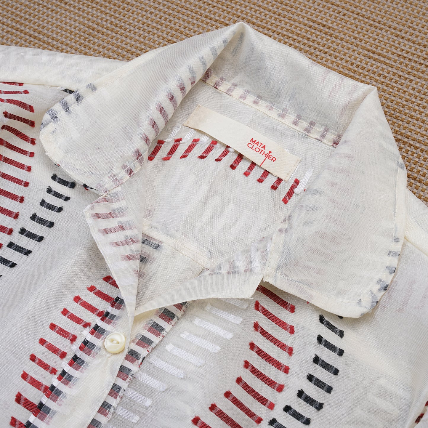 Guaya Blouse Pitcher Off White - MATA CLOTHiER