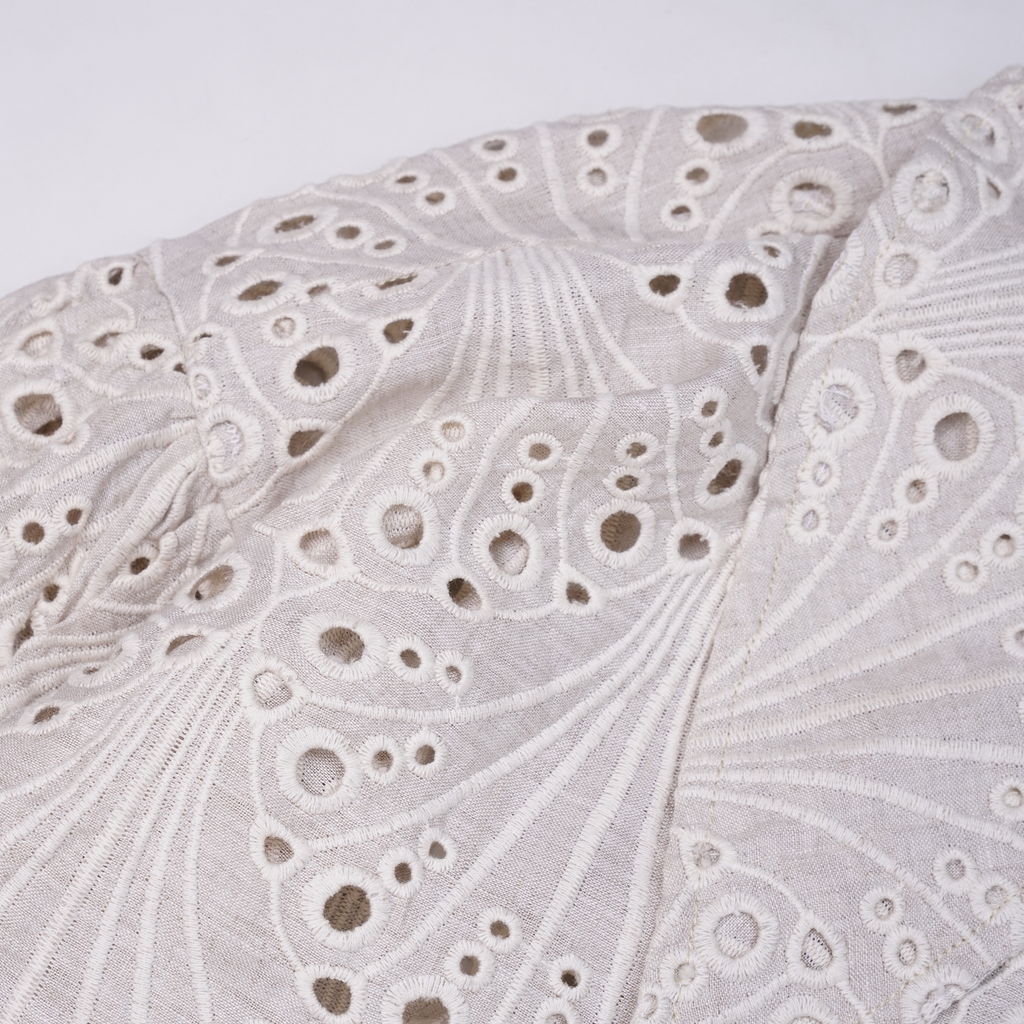 Middy Blouse Shell Lace Beige - MATA CLOTHiER